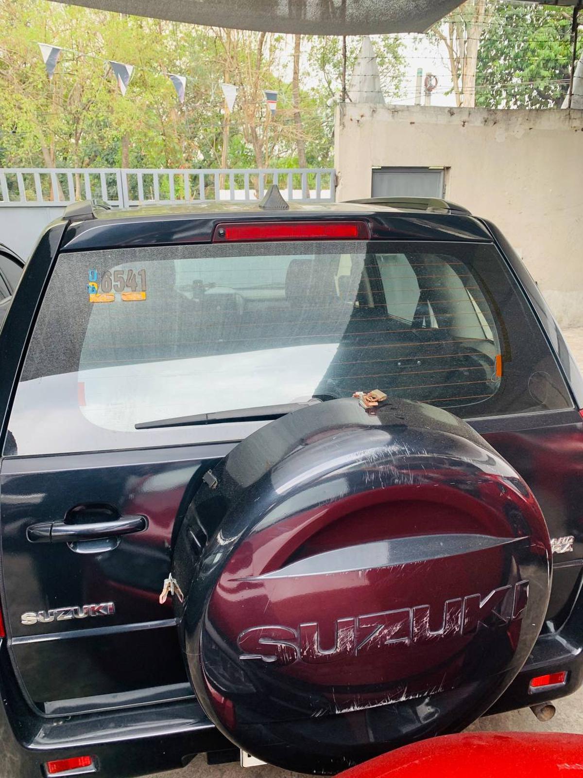 car-photo-blur-2