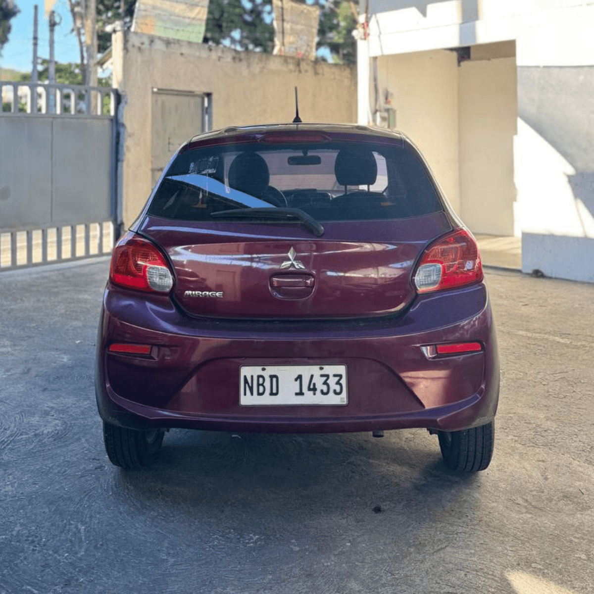 car-photo-blur-2