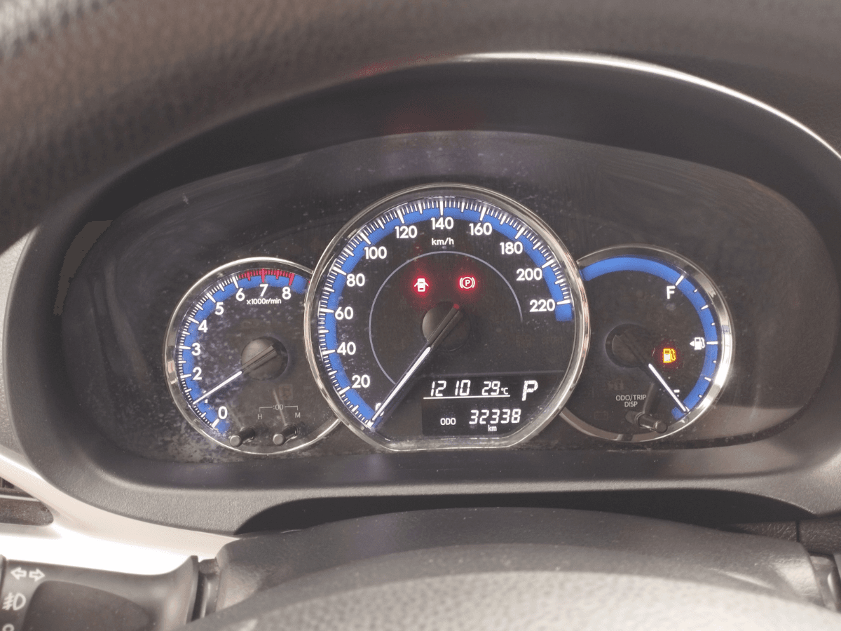 car-photo-blur-3