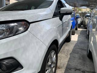 car-photo-blur-1
